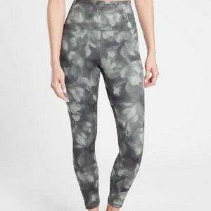 Athleta Elation Printed 7/8 Tight XSP